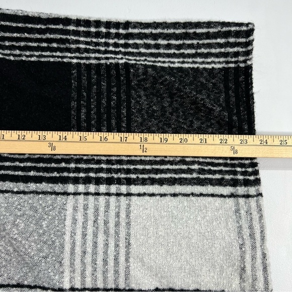 Express Hooded Open Front Poncho Womens One Size Plaid Cape Textured Drapey Warm - Picture 11 of 12